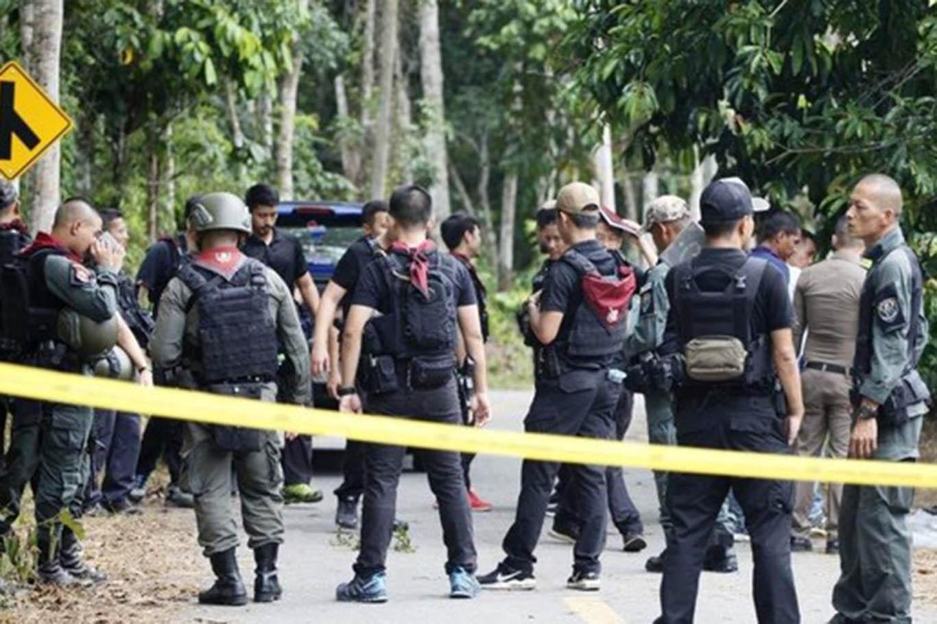 Tayland'da karakola saldırı: 15 ölü Tayland'da karakola saldırı: 15 ölü